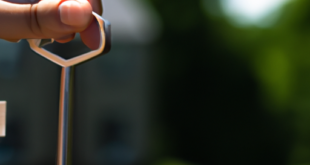 Navigating the Path to Homeownership: A Comprehensive Guide to Successfully Purchasing Your Dream House